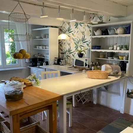 Dom wakacyjny In Ro Ewko With Pool And Orchard